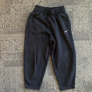 Nike cropped high rise sweatpants